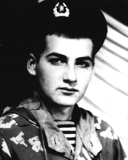 Рядовой Садыков Александр Витальевич