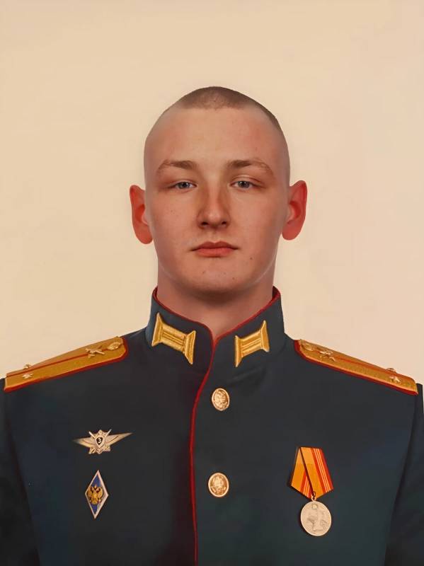 Гвардии Лейтенант Кудрявцев Иван Андреевич