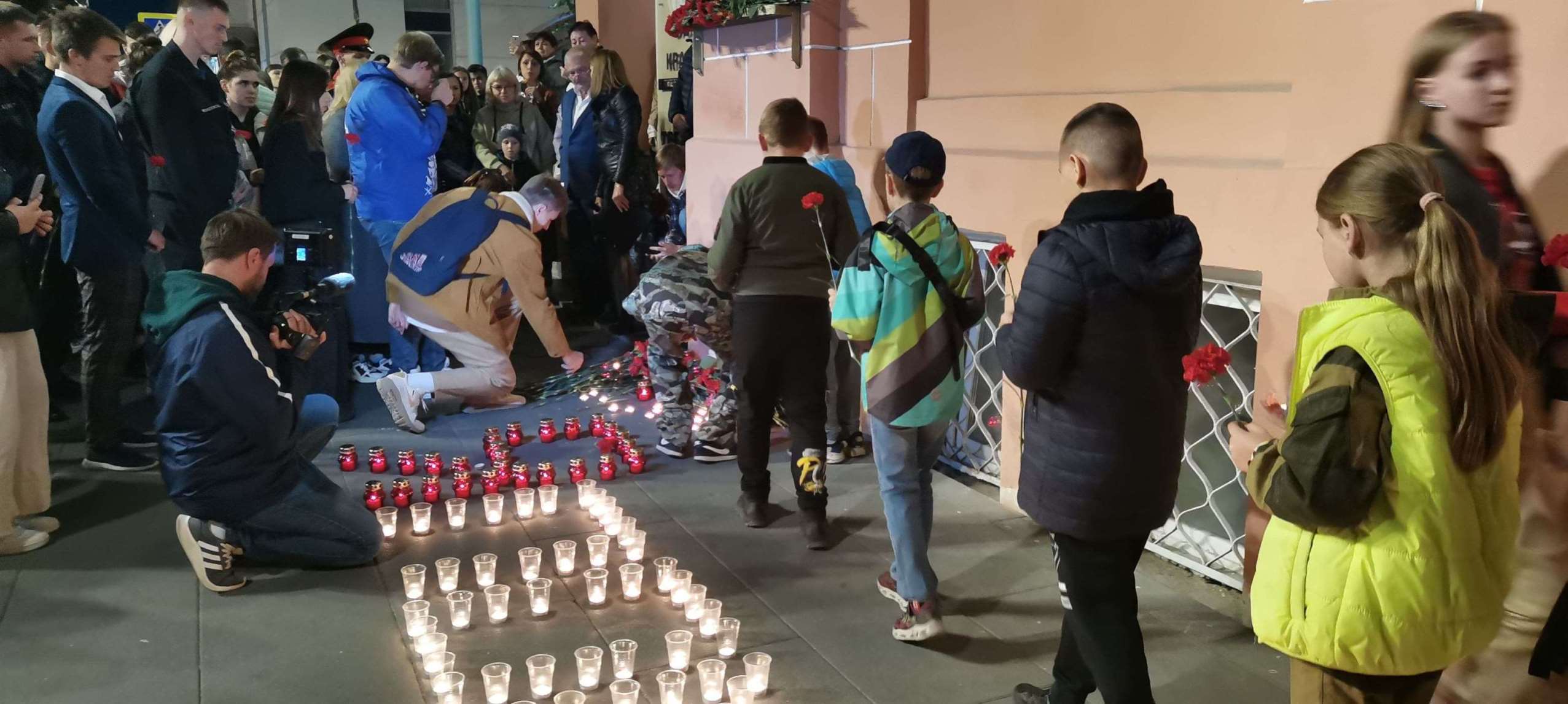 Воспитанники МПК «Слава» приняли участие в траурной акции "Я помню...", посвященной Дню солидарности в борьбе с терроризмом