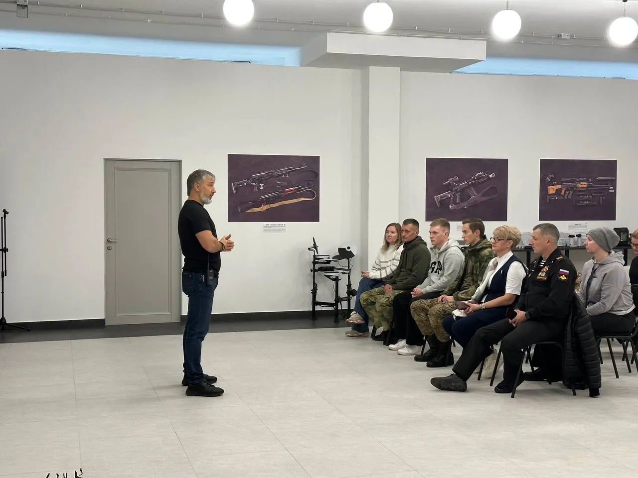 22 октября 2025 года в рамках губернаторского проекта была организована экскурсия для участников СВО и членов их семей
