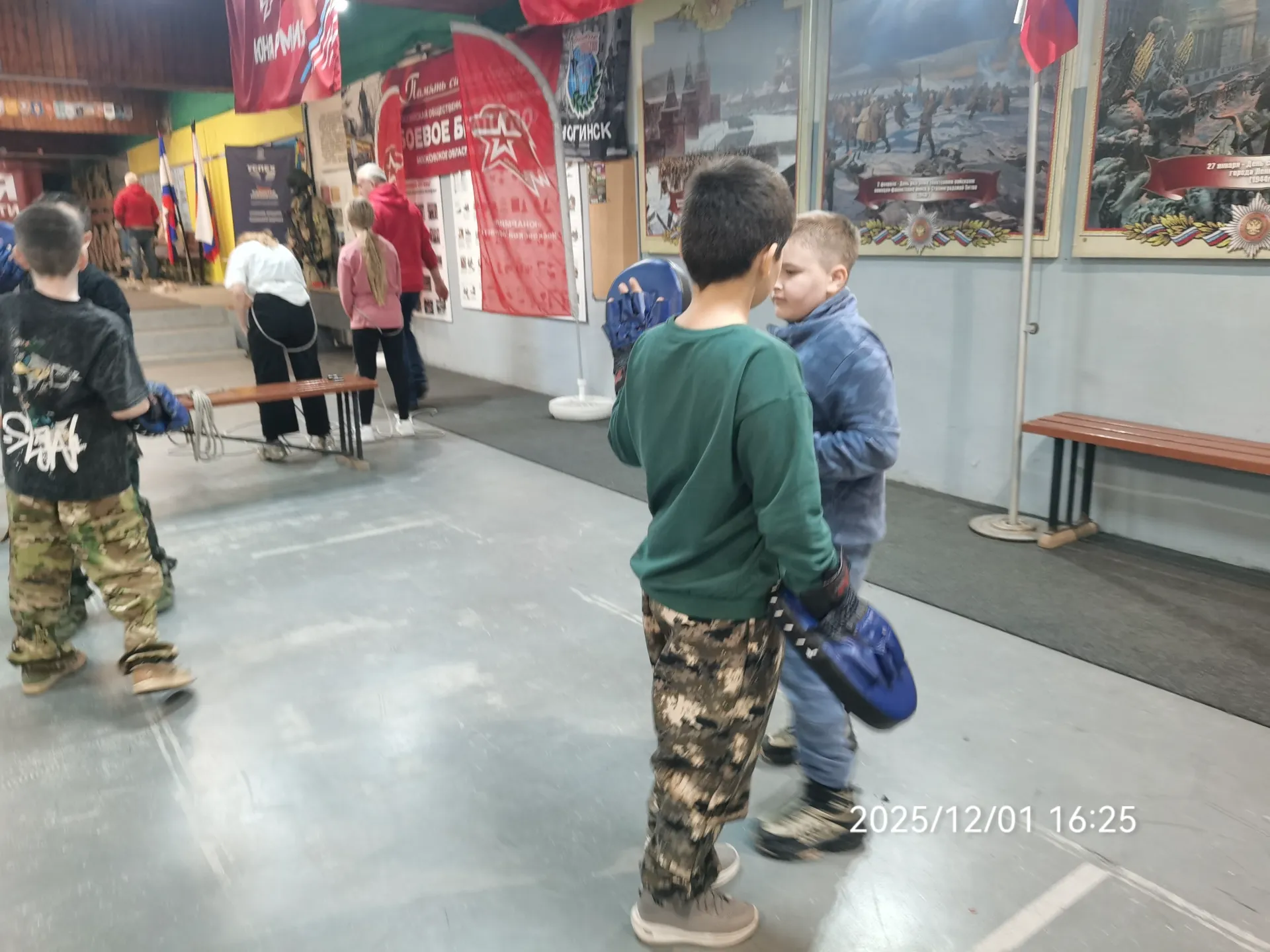 1 декабря 2025 года прошло комплексное практическое занятие с воспитанниками МПК «Слава»