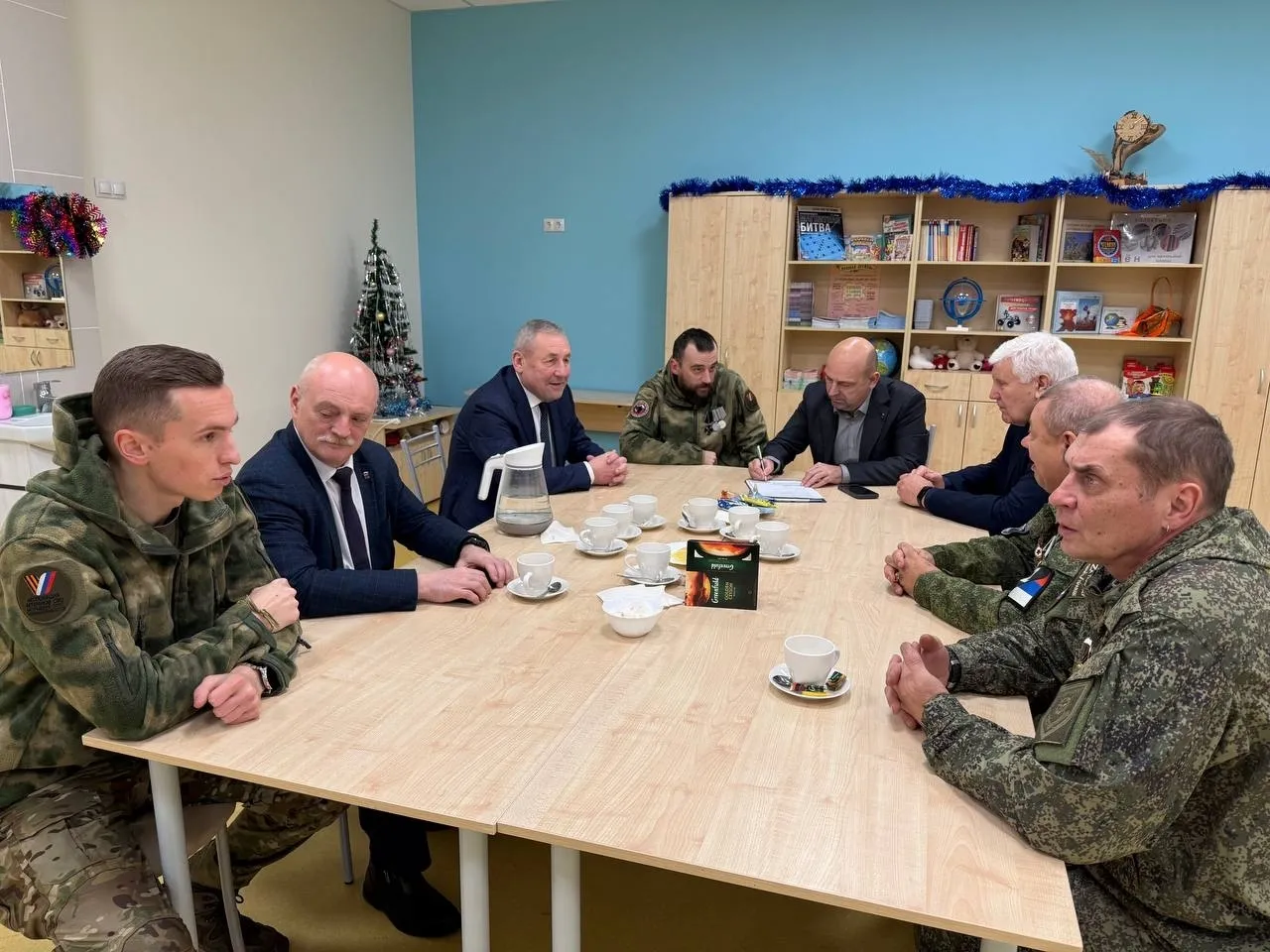 9 декабря 2025 года, в День Героев Отечества, местные партийцы провели памятную встречу с участниками СВО