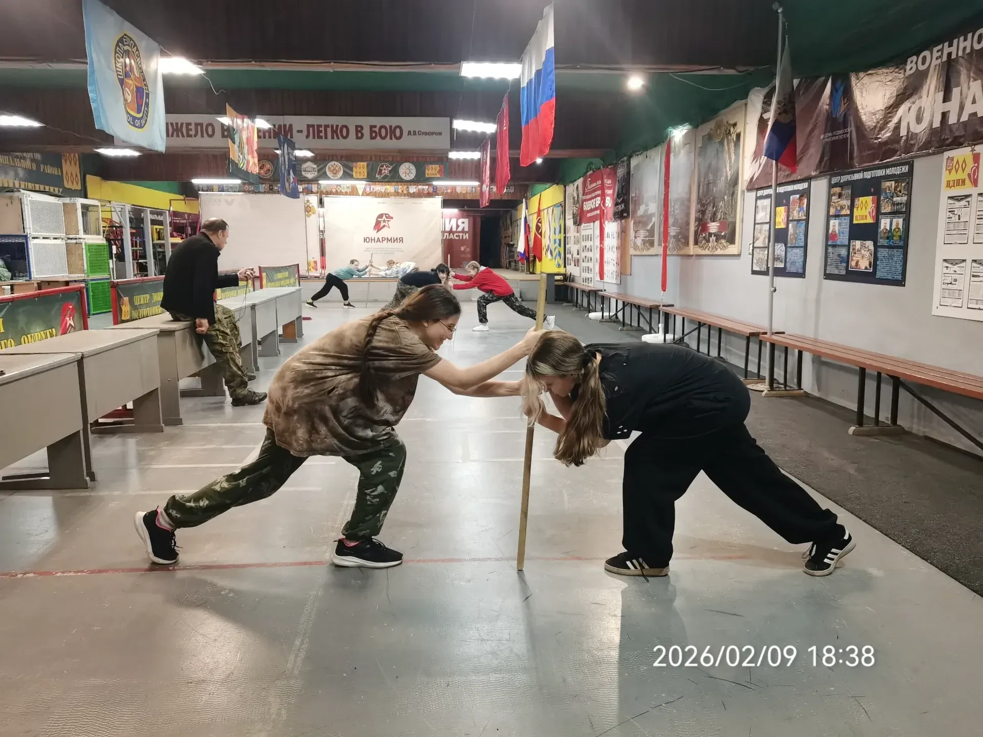 9 февраля 2026 года прошли занятия по отработке ключевых навыков по самообороне с воспитанниками МПК «Слава»
