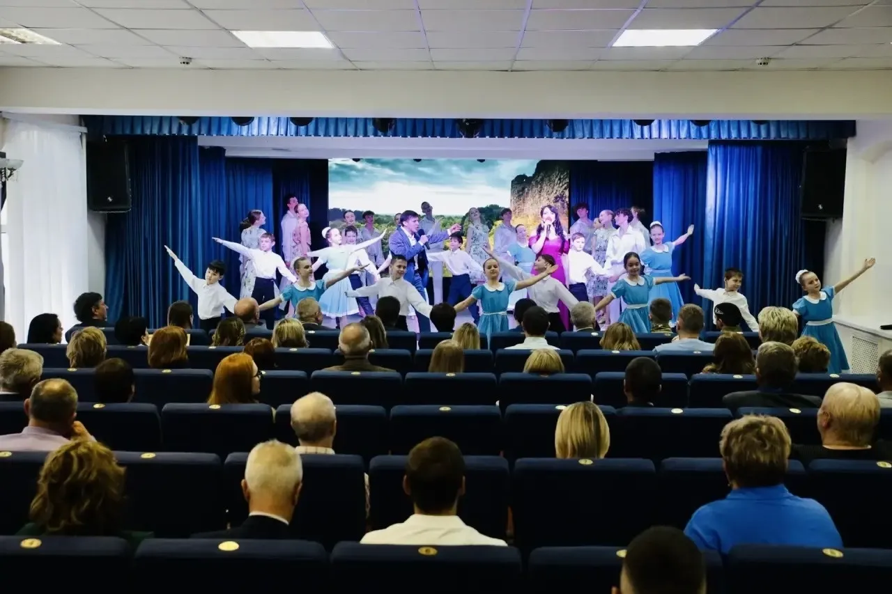 17 апреля 2026 года в Центре культуры им. Калиниченко в Ногинске тепло и душевно отметили День труда Московской области