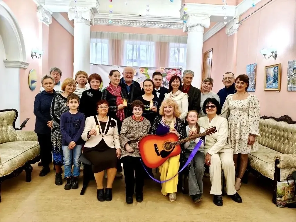 18 апреля 2026 года в КЦ «Красный электрик» состоялась творческая встреча музыкально-поэтического бардовского клуба «У СВЕЧИ»