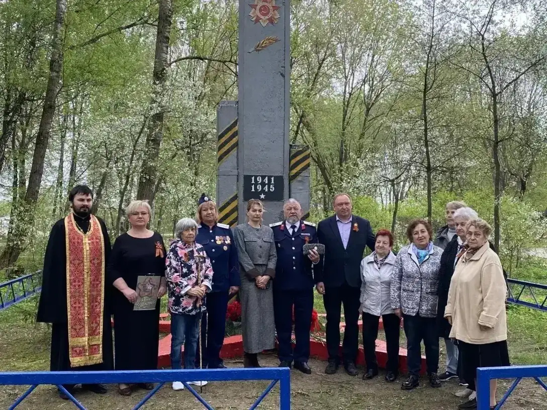 8 мая 2026 года в микрорайоне Красный Электрик города Ногинска состоялось возложение цветов к Мемориалу Победы