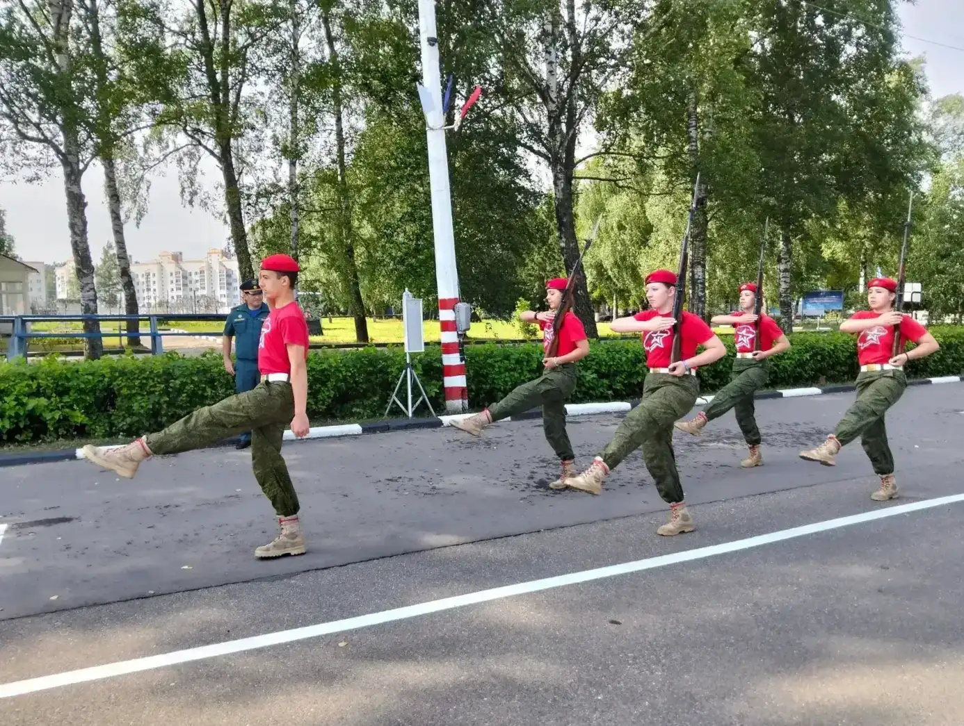8 июля 2026 года юнармейцы выполняли подготовку к выступлению на предстоящих всероссийских соревнованиях